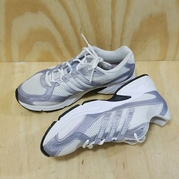 Adidas Womens Shamiso Running Shoe size 10 - Picture 3 of 10